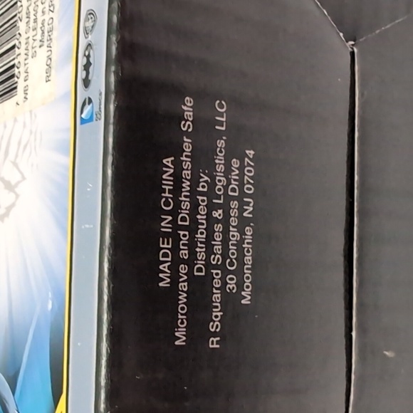 New Batman Hallmark Ornament and Ceramic Mug Superhero Gift Lot - Picture 6 of 10